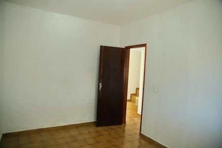 Casa à venda com 154m², 3 quartos e 5 vagasQuarto ( casa térreo)