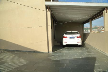 Casa à venda com 154m², 3 quartos e 5 vagasQuintal/garagem 