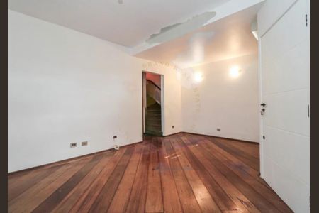 Casa à venda com 3 quartos, 138m² em Chácara Gaivotas, São Paulo