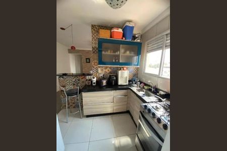 Cozinha de apartamento à venda com 2 quartos, 48m² em Vila Alpina, Santo André