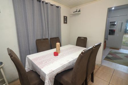 Casa para alugar com 330m², 3 quartos e 1 vaga Casa para alugar com 330m², 3 quartos e 1 vagaSala de Jantar