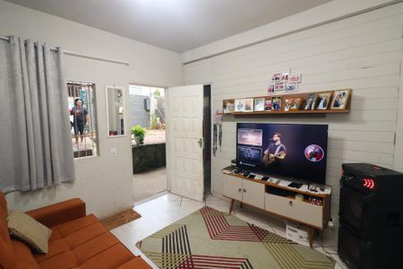 Sala de casa à venda com 3 quartos, 330m² em Aberta dos Morros, Porto Alegre