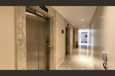 Apartamento para alugar com 59m², 1 quarto e 1 vagaElevador