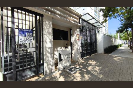 Apartamento para alugar com 59m², 1 quarto e 1 vagaFachada + Plaquinha