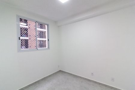 Quarto de apartamento para alugar com 2 quartos, 35m² em Jardim Sabara, São Paulo