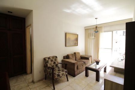 Sala de apartamento para alugar com 2 quartos, 78m² em Jacarepaguá, Rio de Janeiro