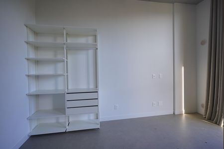 Quarto - Armários de apartamento para alugar com 1 quarto, 35m² em Pantanal, Florianópolis