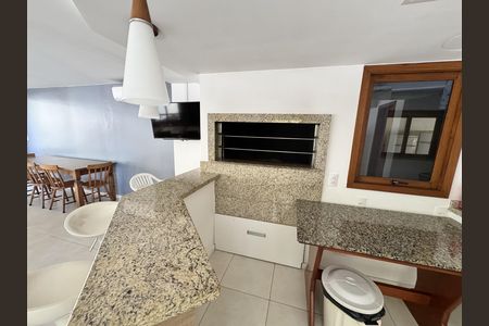 Apartamento à venda com 111m², 2 quartos e 2 vagasCozinha