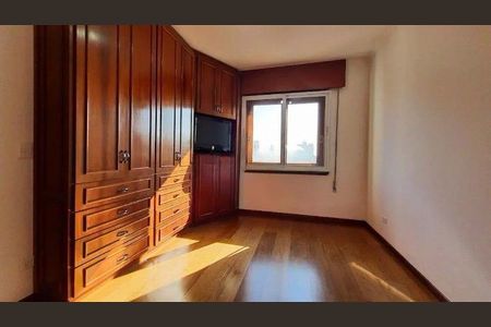 Apartamento para alugar com 4 quartos, 250m² em Alto de Pinheiros, São Paulo