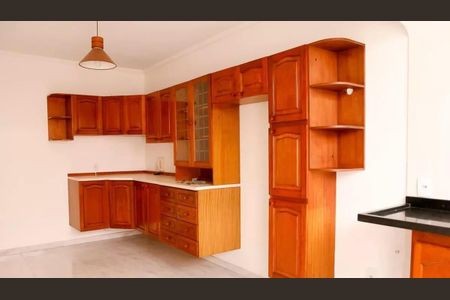 Casa à venda com 4 quartos, 140m² em Jardim Satelite, São Paulo