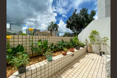 Apartamento para alugar com 160m², 2 quartos e sem vagaÁrea comum