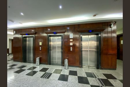 Apartamento para alugar com 160m², 2 quartos e sem vagaÁrea comum