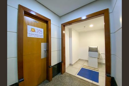 Apartamento para alugar com 160m², 2 quartos e sem vagaÁrea comum