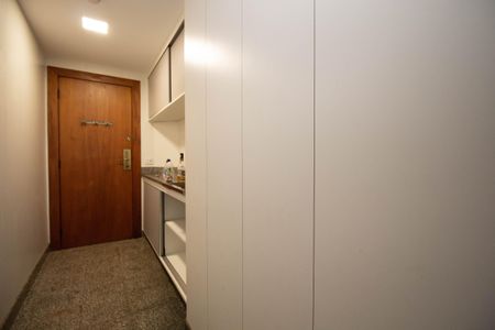 Apartamento para alugar com 160m², 2 quartos e sem vagaCozinha e Área de Serviço