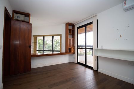 Apartamento para alugar com 160m², 2 quartos e sem vagaSuíte