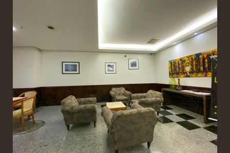 Apartamento para alugar com 160m², 2 quartos e sem vagaÁrea comum