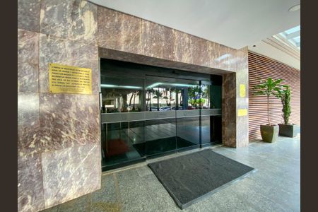 Apartamento para alugar com 160m², 2 quartos e sem vagaÁrea comum