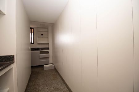Apartamento para alugar com 160m², 2 quartos e sem vagaCozinha e Área de Serviço