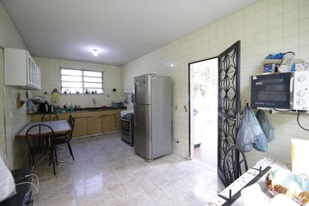 Casa à venda com 142m², 4 quartos e 1 vagaCozinha