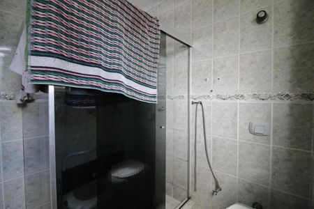 Casa à venda com 142m², 4 quartos e 1 vagaBanheiro