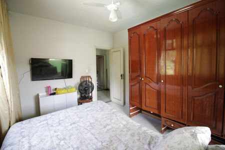 Casa à venda com 142m², 4 quartos e 1 vagaQuarto 1
