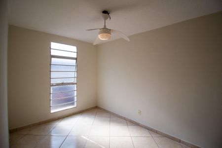 Apartamento para alugar com 55m², 2 quartos e 1 vagaQuarto 1