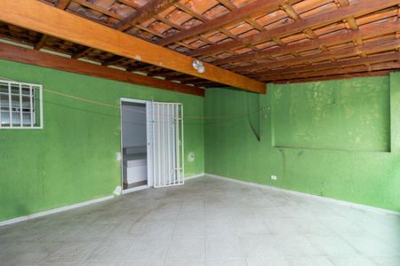 Varanda Quarto 1 de casa para alugar com 2 quartos, 70m² em Vila Clarice, São Paulo