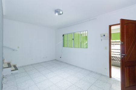 Sala de casa para alugar com 2 quartos, 70m² em Vila Clarice, São Paulo