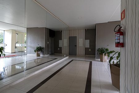 Apartamento à venda com 54m², 2 quartos e 1 vagahall de entrada_4