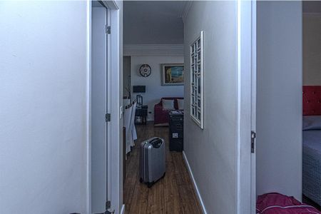 Apartamento à venda com 54m², 2 quartos e 1 vagacorredor para os cômodos_2