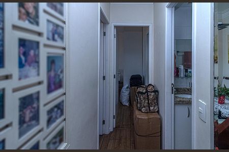 Apartamento à venda com 54m², 2 quartos e 1 vagacorredor para os cômodos_1