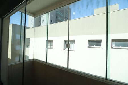 Sacada de apartamento para alugar com 2 quartos, 80m² em Santa Mônica, Uberlândia