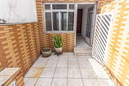 Casa à venda com 125m², 2 quartos e 2 vagasGaragem