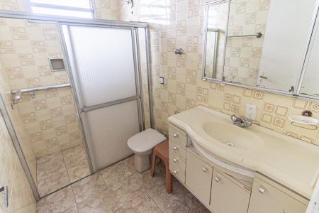 Casa à venda com 125m², 2 quartos e 2 vagasBanheiro 1