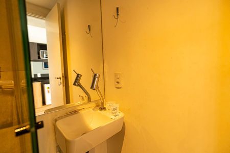 Studio para alugar com 25m², 1 quarto e sem vaga Studio para alugar com 25m², 1 quarto e sem vagaBanheiro
