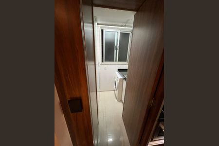 Apartamento para alugar com 67m², 2 quartos e 1 vagaÁrea de serviço