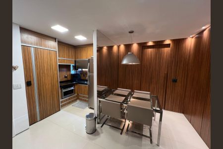 Apartamento para alugar com 67m², 2 quartos e 1 vagaCozinha