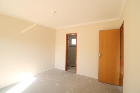 Casa para alugar com 94m², 3 quartos e 2 vagasSuíte