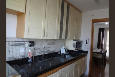 Apartamento à venda com 46m², 1 quarto e 1 vagaCozinha