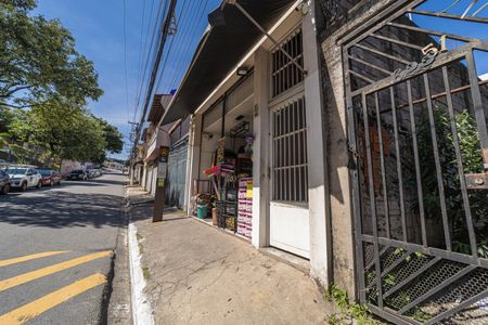 Casa para alugar com 60m², 1 quarto e sem vagaFachada