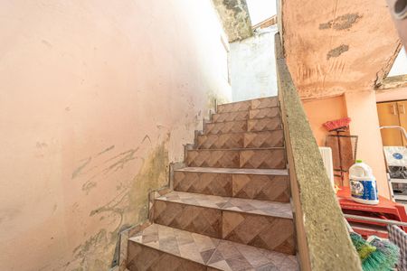 Casa para alugar com 60m², 1 quarto e sem vagaEscada