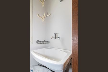 Apartamento para alugar com 66m², 2 quartos e 1 vagaÁrea de Serviço