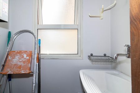 Apartamento para alugar com 66m², 2 quartos e 1 vagaÁrea de Serviço