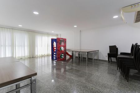 Apartamento à venda com 91m², 3 quartos e 2 vagasÁrea comum - Salão de festas 2