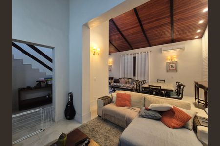 Casa de Condomínio para alugar com 3 quartos, 545m² em Barra da Tijuca, Rio de Janeiro