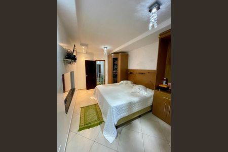 Casa à venda com 125m², 3 quartos e 6 vagas