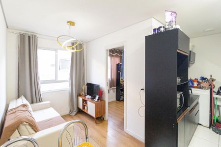 Sala de apartamento para alugar com 2 quartos, 36m² em Chacara Santa Lucia, Carapicuíba