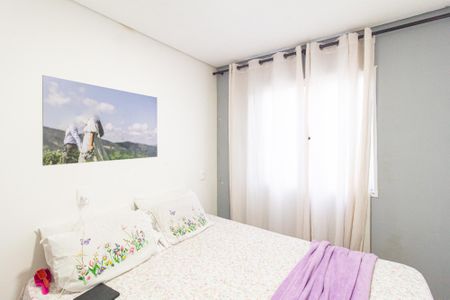 Quarto 1 de apartamento para alugar com 2 quartos, 36m² em Chacara Santa Lucia, Carapicuíba