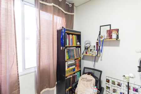 Quarto 2 de apartamento para alugar com 2 quartos, 36m² em Chacara Santa Lucia, Carapicuíba