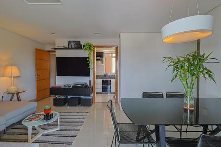 Apartamento à venda com 3 quartos, 85m² em Prado, Belo Horizonte